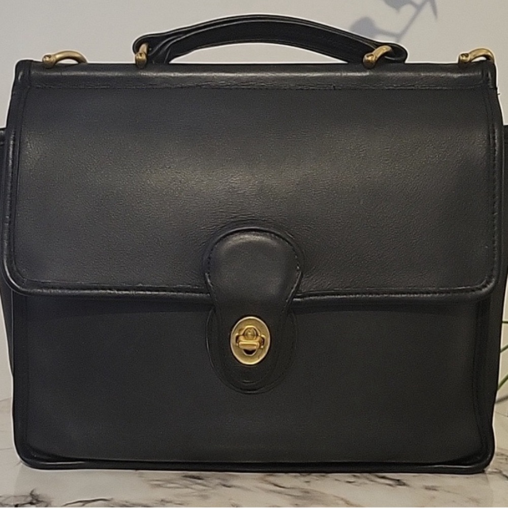 Vintage Coach Willis Bag-No strap